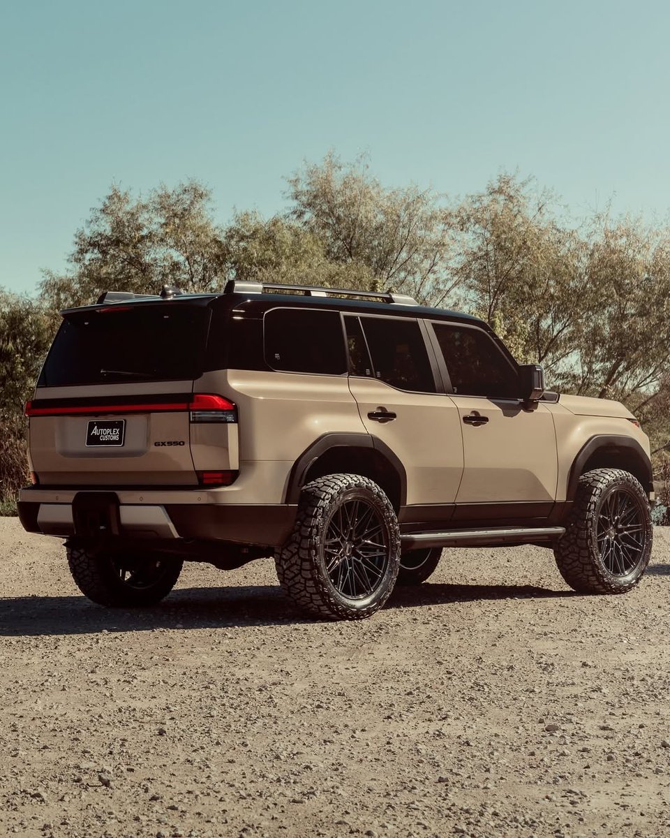 nocarcontext's tweet photo. LexusGX 550 Overtrail 🤎🤎 https://t.co/rF9KSX4Zcw