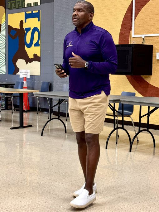 Connected Athletics Inc.๐๐พ (@connectedathusa) on Twitter photo Honored to be speaking at the <a href="/CedarCreekFB/">Cedar Creek Football</a> Red Zone Booster Club meeting tomorrow. Big thanks to Head Coach <a href="/coach_jaredshaw/">Jared Shaw</a> for the invite.
Looking forward to sharing the <a href="/connectedathUSA/">Connected Athletics Inc.๐๐พ</a> Real Talk Recruiting talk with the Eagle parents and information that can truly impact Honored to be speaking at the <a href="/CedarCreekFB/">Cedar Creek Football</a> Red Zone Booster Club meeting tomorrow. Big thanks to Head Coach <a href="/coach_jaredshaw/">Jared Shaw</a> for the invite.
Looking forward to sharing the <a href="/connectedathUSA/">Connected Athletics Inc.๐๐พ</a> Real Talk Recruiting talk with the Eagle parents and information that can truly impact