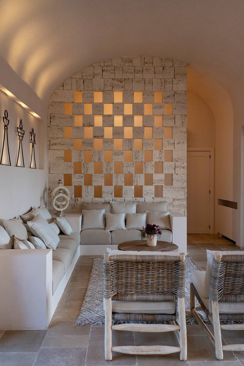 Orama Relais by Flore &amp; Venezia Architects 

homeadore.com/2021/06/22/ora…