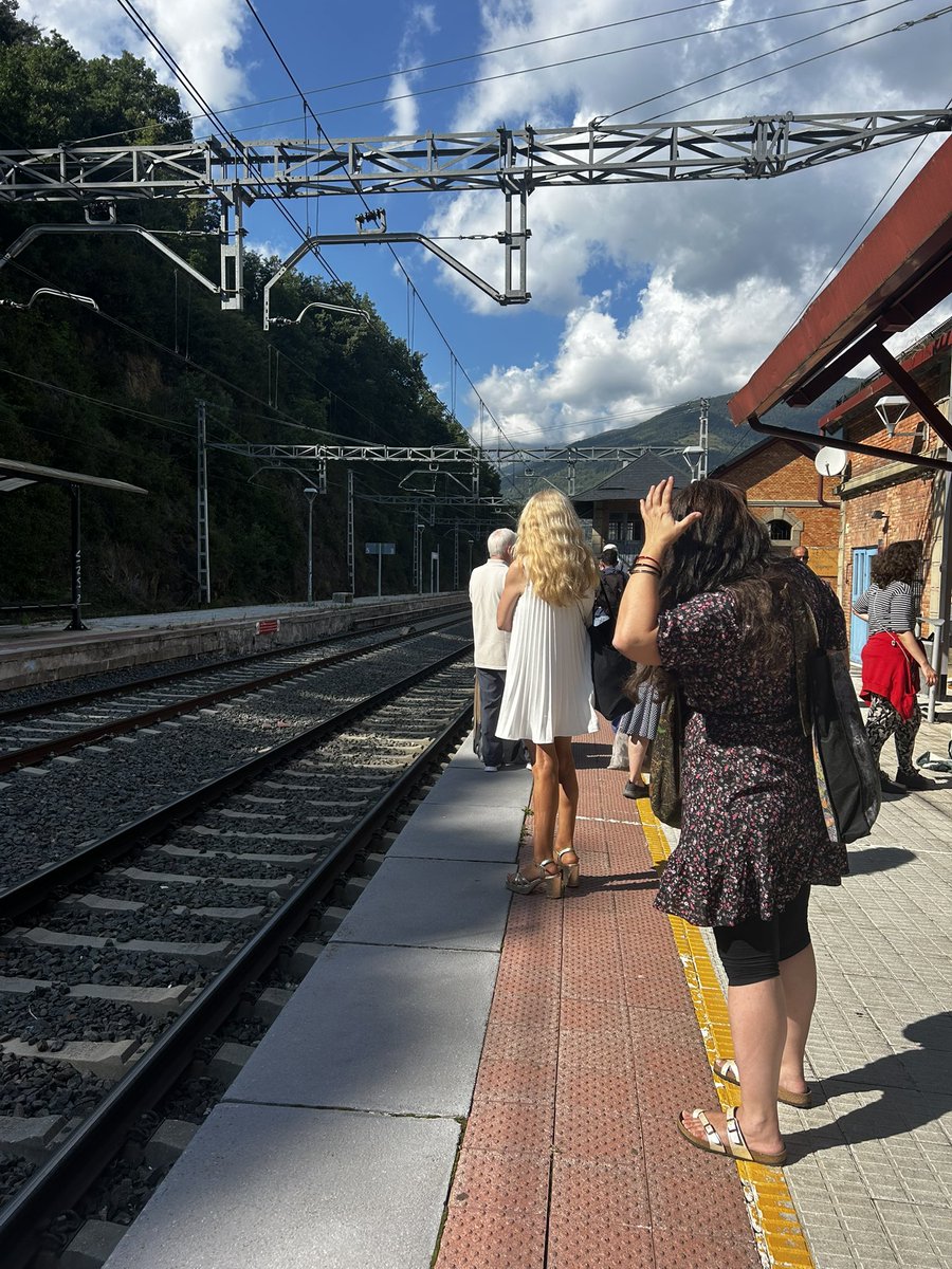 Not la sabrina carpenter a ribes de freser???