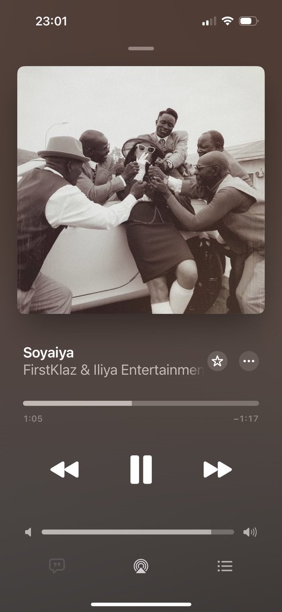Dj_lexy_oficial's tweet photo. Afrobeat has never sounded this spiritual. @firstklaz_ is the first to break the genre and still keep it rooted. #soyaiya https://t.co/hsuRaGKy0Y
