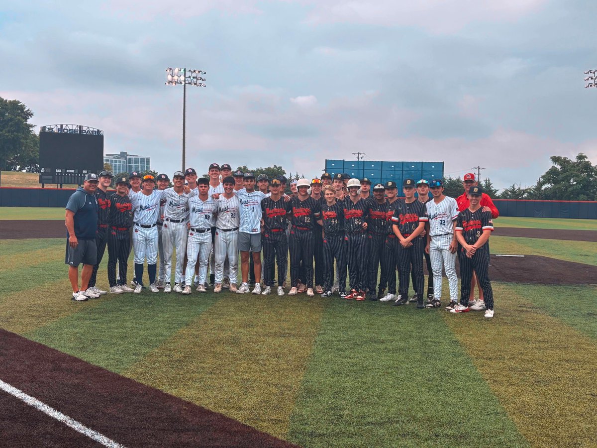 RoundTripperAca's tweet photo. WHAT A FINISH! 💍

16u National played 16u American team in the semi finals in a great matchup - National team ends up winning 4-1. 

16u National goes on to win 11-0 in the championship game - and Callen Espinoza secured the MVP! 

Big time for the @1MustangsNation and @BennieBaseball