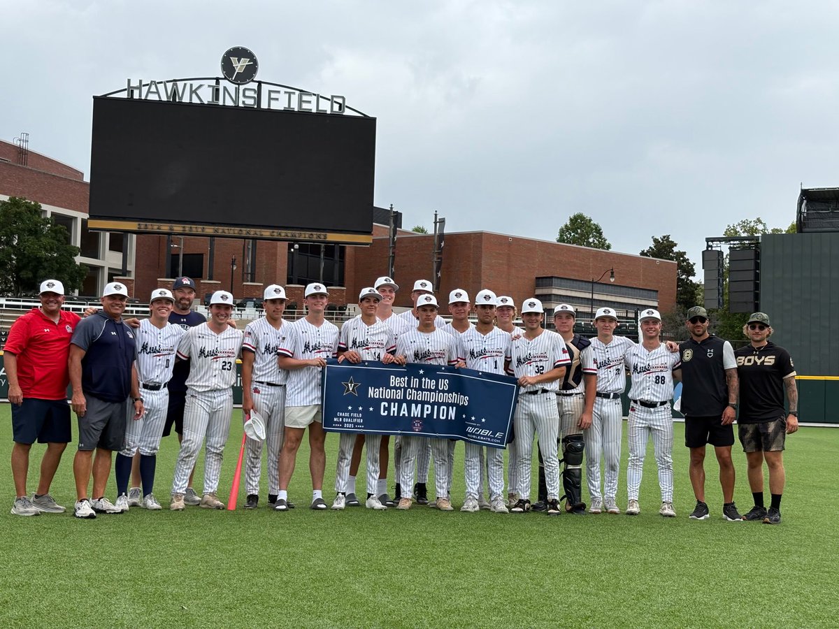 RoundTripperAca's tweet photo. WHAT A FINISH! 💍

16u National played 16u American team in the semi finals in a great matchup - National team ends up winning 4-1. 

16u National goes on to win 11-0 in the championship game - and Callen Espinoza secured the MVP! 

Big time for the @1MustangsNation and @BennieBaseball