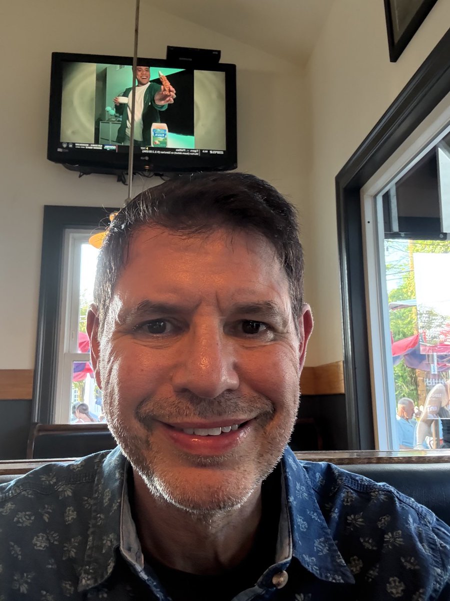 shevenstone's tweet image. I just finished a Pizza at Embers in Harwich.on the Cape.