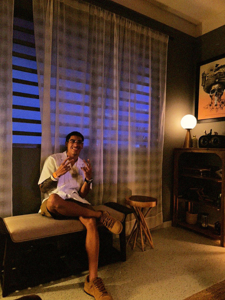 juanmita lopez tweet media