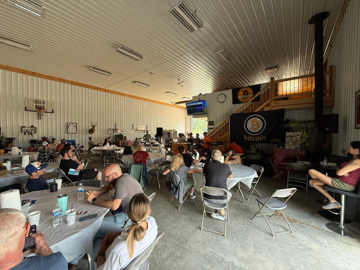 Another unforgettable time at <a href="/LakeSatoshi/">Lake Satoshi</a> this year! One of the best annual #Bitcoin gatherings — great food, activities for kids, beautiful camping grounds and an intimate community vibe. Thanks for having us and for your unending support for El Salvador. See you guys next