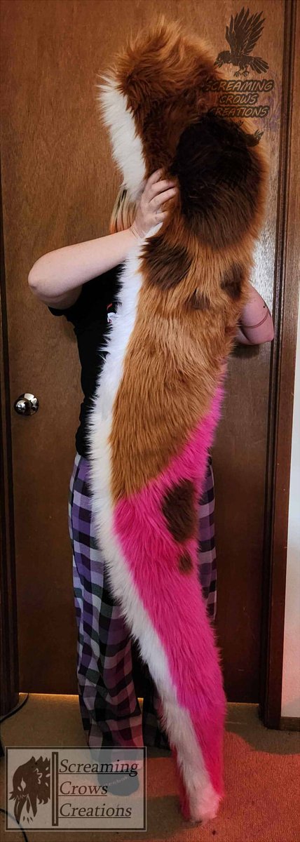 Lonnnnngg tail in the works! Almost done - just need base and spines!

(Client WIP photo to show the size - Cherri is 5'0'' so tail is reaching about 5'5"+, more photos to come when its done :D)