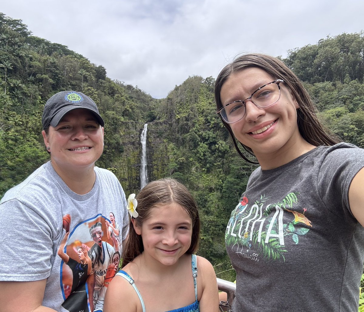 Amanda Carlow tweet media