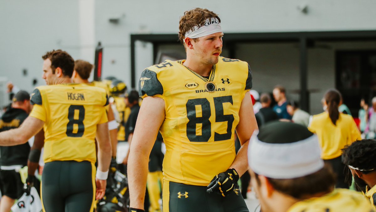 News: The Minnesota #Vikings worked out <a href="/XFLBrahmas/">San Antonio Brahmas</a> Steven Stilianos today, per source.

<a href="/StevenStilianos/">Steven Stilianos</a>, the former Iowa product, joined San Antonio early in the #UFL season, immediately making an impact. Even threw a TD on a trick play.

Also worked out w/ #Bills in July.