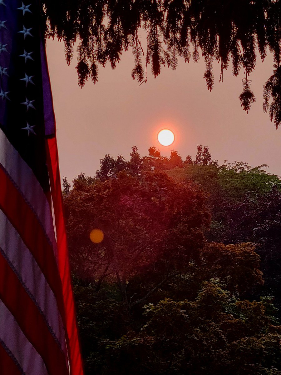 Rocky (@34rockyp) on Twitter photo Looks like another beautiful sunset coming our way tonight! Get outside and enjoy summer.....while we have it. #KeepLookingUp <a href="/Mulhern_Wx/">Quinlan Mulhern</a> <a href="/EricSnitilWx/">Eric Snitil</a> <a href="/wxbywilliams/">Kevin Williams</a> <a href="/wnywxguy/">Josh Nichols</a> Looks like another beautiful sunset coming our way tonight! Get outside and enjoy summer.....while we have it. #KeepLookingUp <a href="/Mulhern_Wx/">Quinlan Mulhern</a> <a href="/EricSnitilWx/">Eric Snitil</a> <a href="/wxbywilliams/">Kevin Williams</a> <a href="/wnywxguy/">Josh Nichols</a>