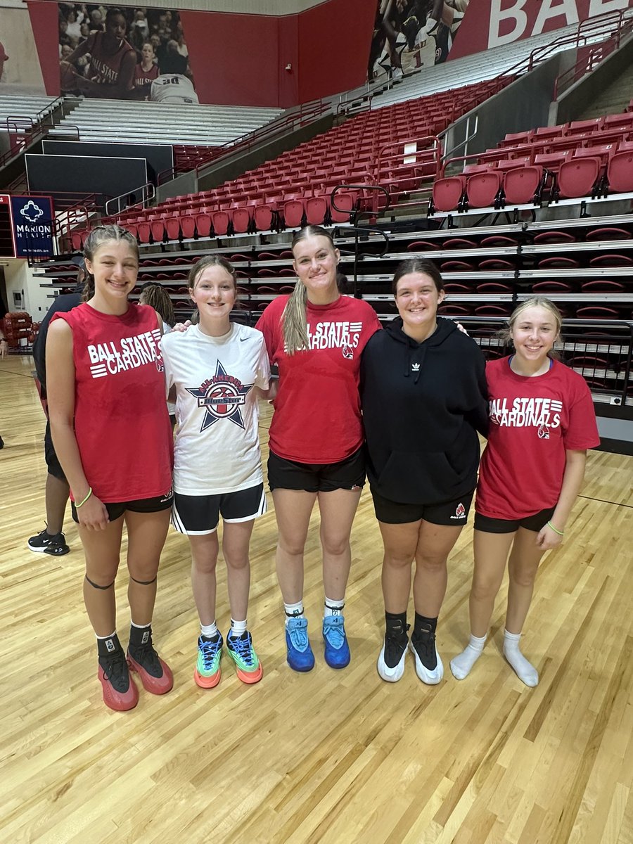 Thanks <a href="/BallStateWBB/">Ball State Women's Basketball</a> <a href="/BSUCoachBrady/">Brady Sallee</a> <a href="/aemcdonald33/">Audrey Spencer</a> <a href="/caseymorrissett/">Casey Morrissette</a> <a href="/MariahK2022/">Mariah King</a> <a href="/MoriahMonaco/">Moriah Monaco</a> for an incredible Elite Camp! Great energy all day! Enjoyed competing, learning, and connecting with the coaches and players. 
#EliteCamp #BallStateWBB