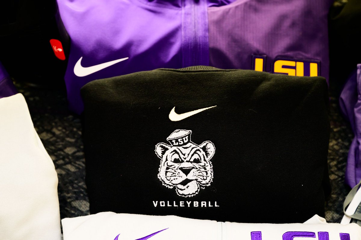 Merry <a href="/Nike/">Nike</a> Christmas to those who celebrate 🎄