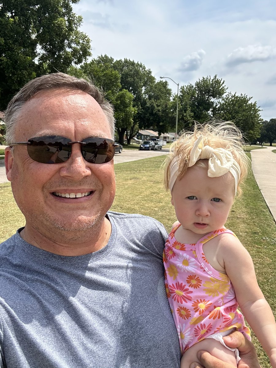 AlanVerlander's tweet photo. Sometimes grandkids can be the best medicine! AND LOVE my girls too!! It is simply hard to believe Ray turns 5 this week. So proud of Abigail & Nate for raising some amazing children. So much happiness and love for their little family. #popslife https://t.co/uE347iiNit