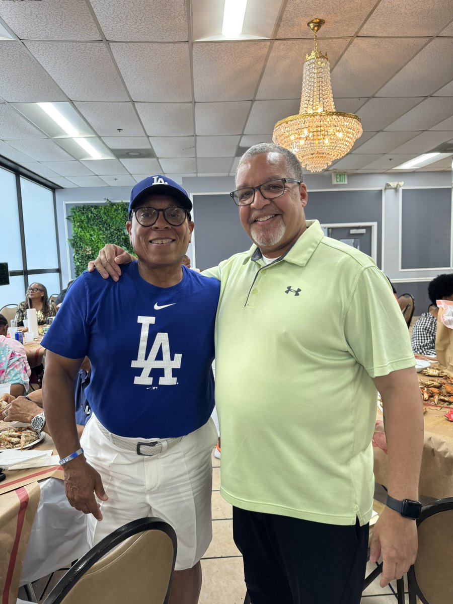 Stinnett_41st's tweet image. Calvary’s Youth Outreach Benefit Crabfeast Fundraiser….

Today my family and I supported one of my favorite community partners, Calvary Baptist Church. 

Today’s benefit focused on supporting our youth within the church family. 

#Calvary #DelegateStinnett