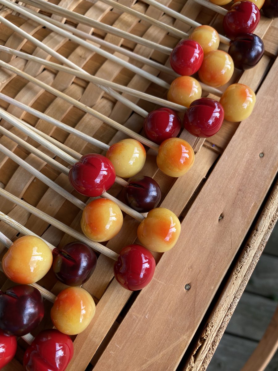 kyaabaird's tweet image. Pretty fruit 🍒