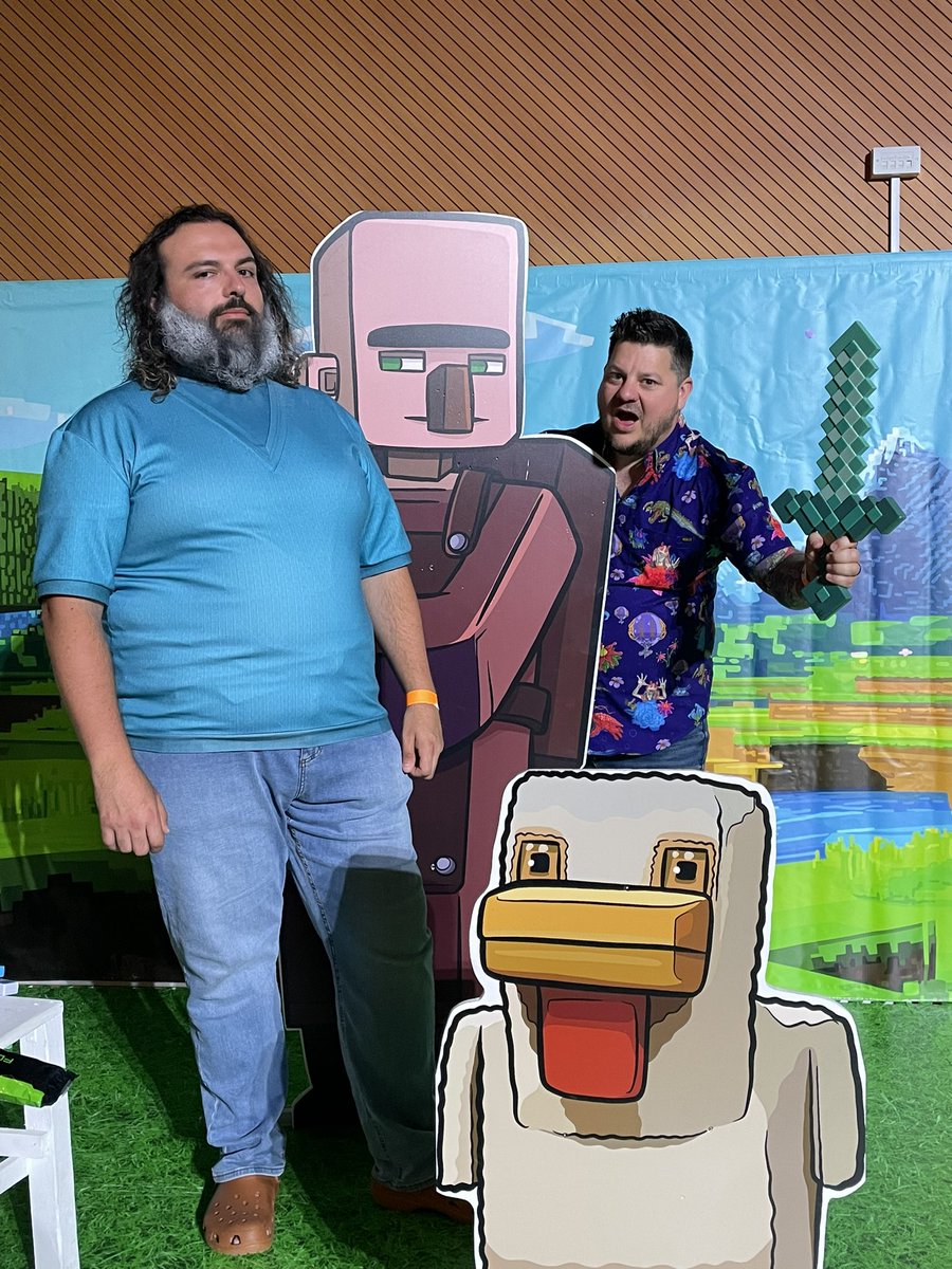 Level Up Leroy / The comic con DJ tweet media