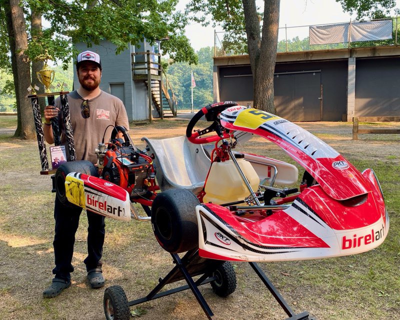 Man what a weekend, finished p2, made a great pass for the lead around halfway in the feature and then he got me back on the last lap. Devastated I couldn’t hang on one more lap and close it out but I gained a ton of speed this weekend and have a lot to build off of. 🏆