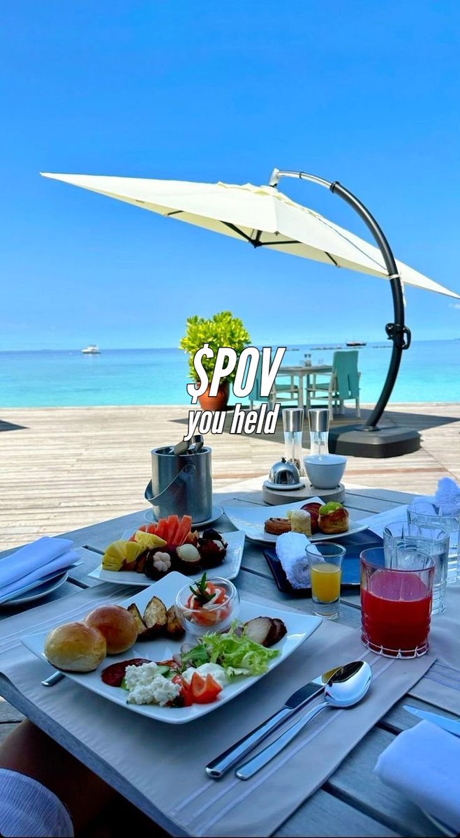 POV_you_held's tweet image. GM☕️

Wishing you all a good week. 

We held...