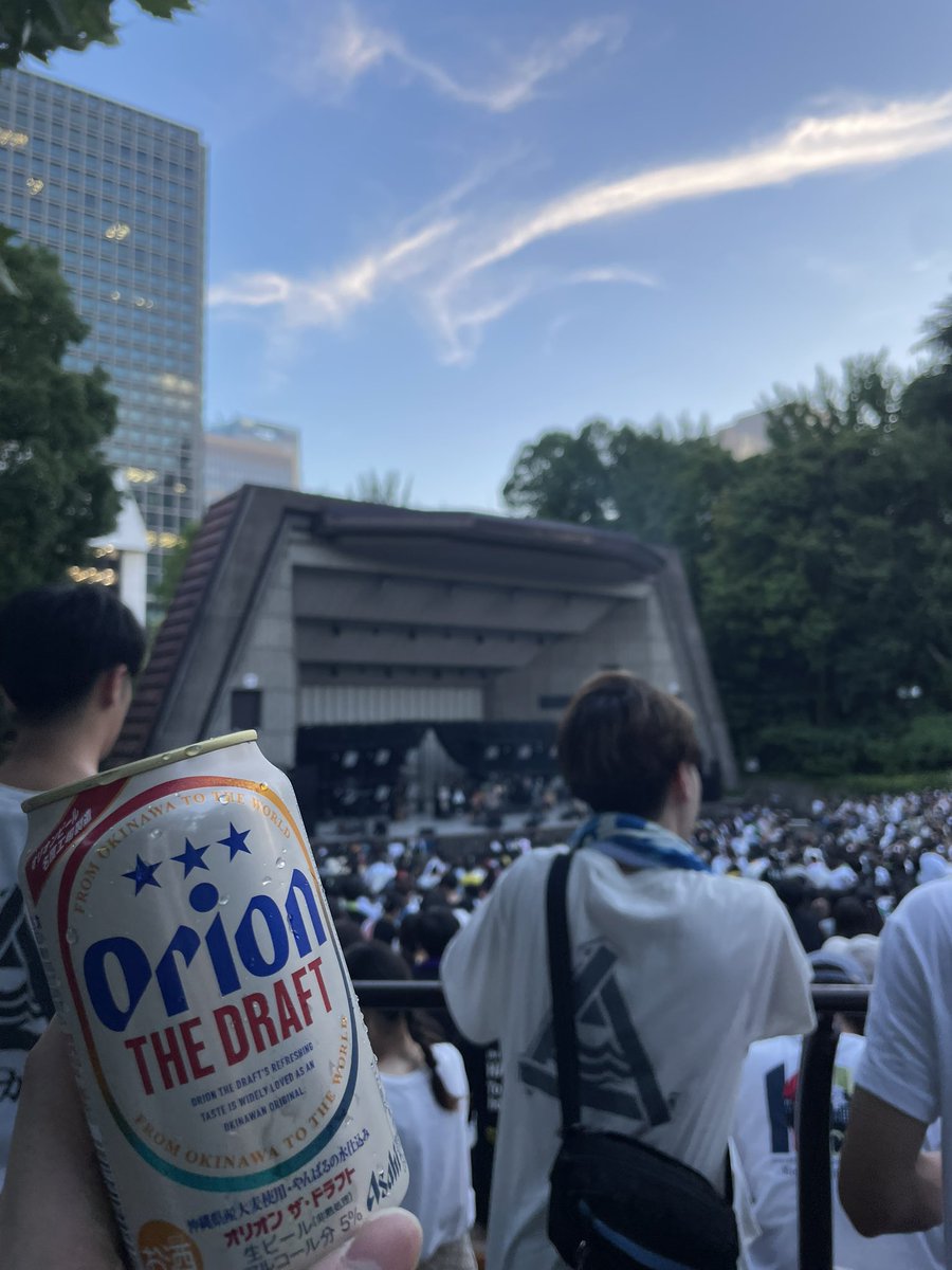 y31032's tweet photo. ハルカミライ×ユニゾン最高 https://t.co/CgSo2ANcQU