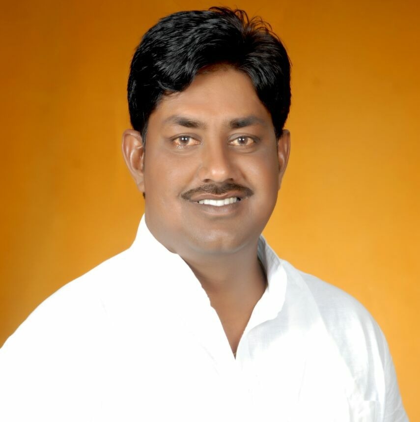 आदरणीय विधायक श्री रामविलास मीना जी को जन्मदिन की हार्दिक शुभकामनाएँ।💐🎂
आपके जन्मदिवस के इस पावन अवसर पर ईश्वर से प्रार्थना है कि आपको उत्तम स्वास्थ्य, दीर्घायु और उज्जवल भविष्य की कामना करते हैं।
<a href="/Rambilas4BJP/">Rambilas Meena Dungarpur</a>
