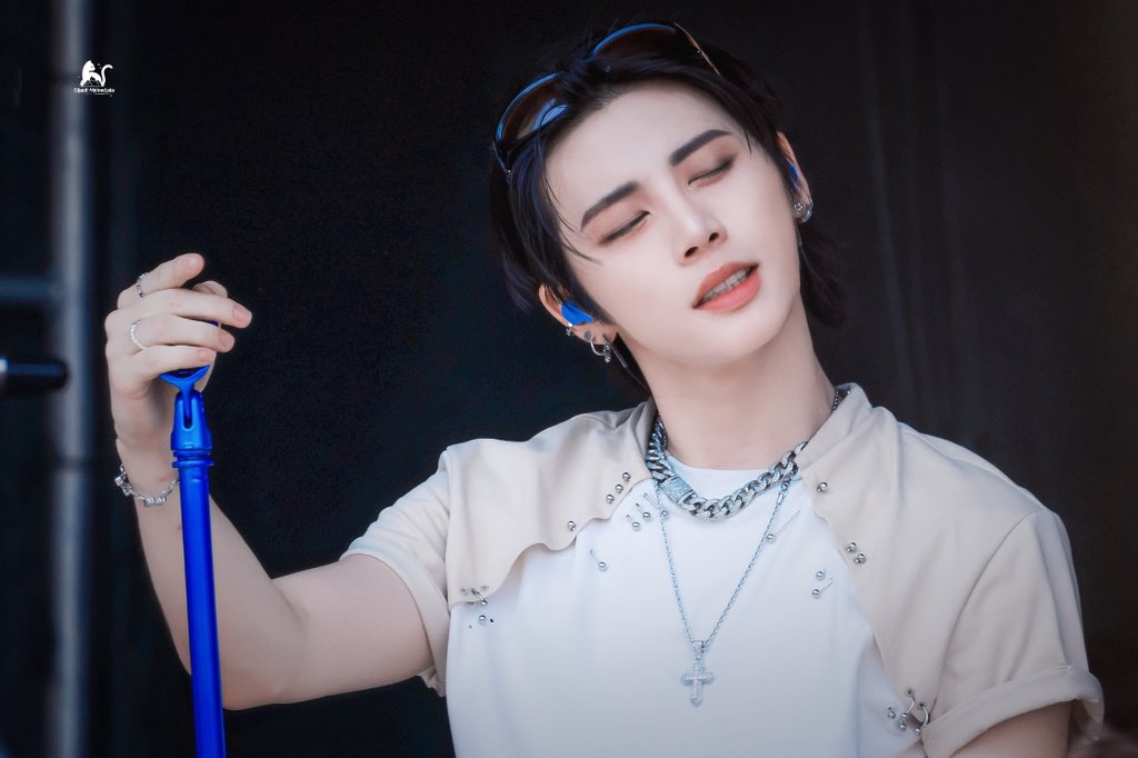 TaeMeow_810's tweet photo. 250803 Lollapalooza

#태산 #보이넥스트도어 
#TAESAN #BOYNEXTDOOR https://t.co/Z5IkFe4DNR