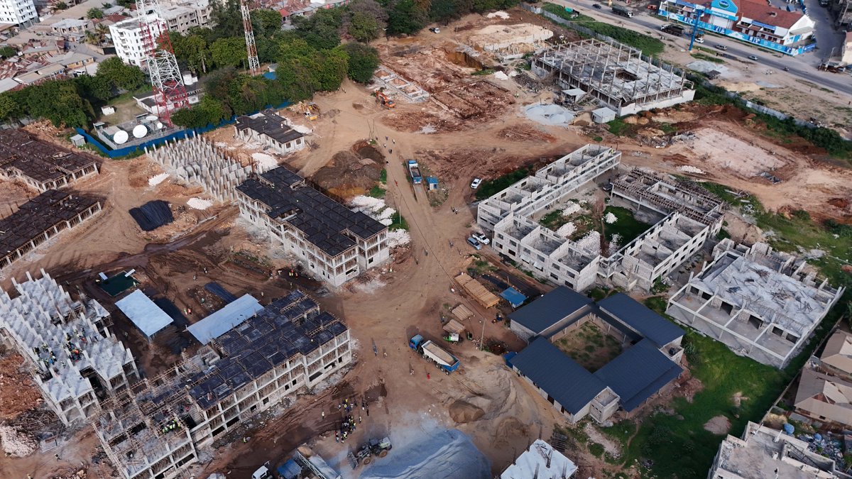 ray_omollo's tweet image. The Nyali Estate Affordable Housing Programme (AHP) in Nyali Constituency, Mombasa County, is part of the ongoing nationwide APH initiatives, aimed at reshaping the country's housing landscape. 

Commenced in February 2025, the project is a flagship development under the national…