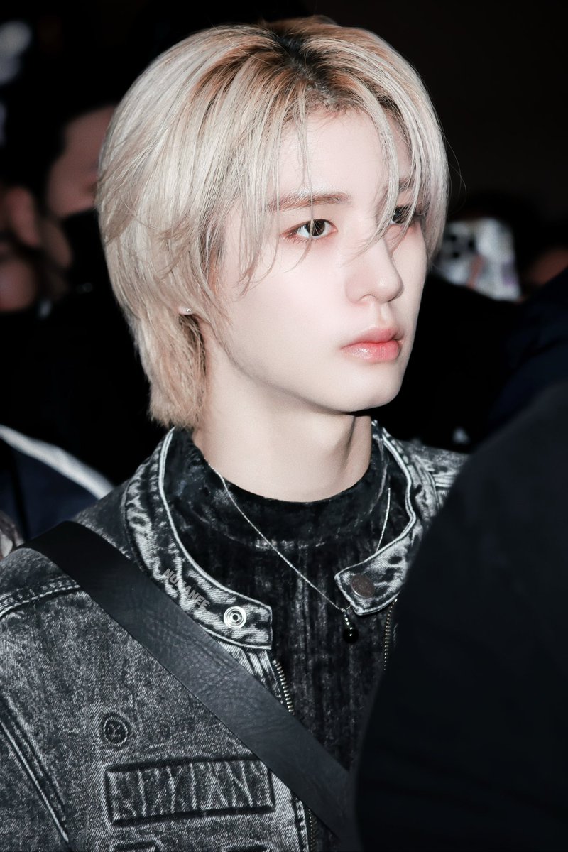 미감 수준 차이나서 말 안 하고싶었는데 
진짜 남자가 중안부 짧아서 어따 써먹는데;;