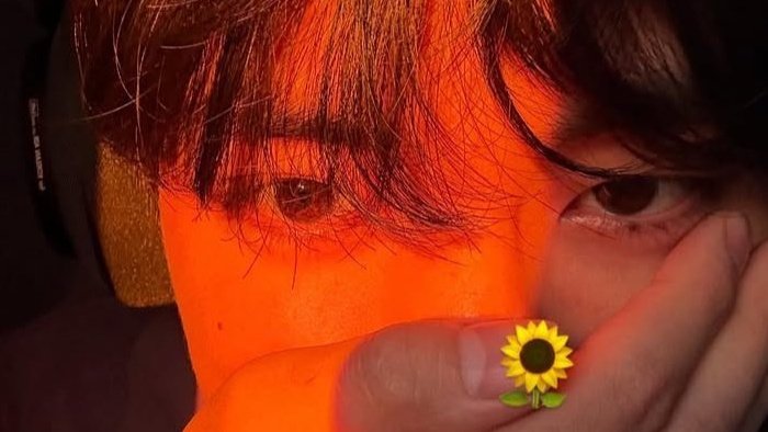 taehyung's eyes are so enchanting