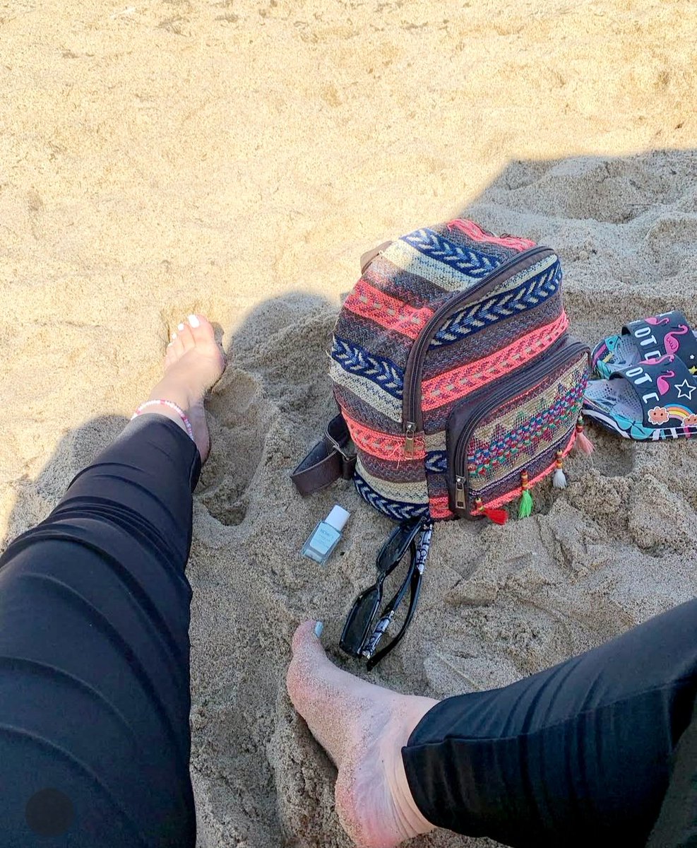 بمناسبة ومن غير مناسبة 
عايز اقول لسموك انى ليه الشرف انى شبشب ف رجلك ولازم اعترف بضعفى واستسلامى قدام سموك وانى ملك يمين لحضرتك تعملى فيه ل على مزاج مزاجك قدام اى حد 🩴🧎🏽👑<a href="/SaraHeshamAldeb/">SARA HANEM</a>