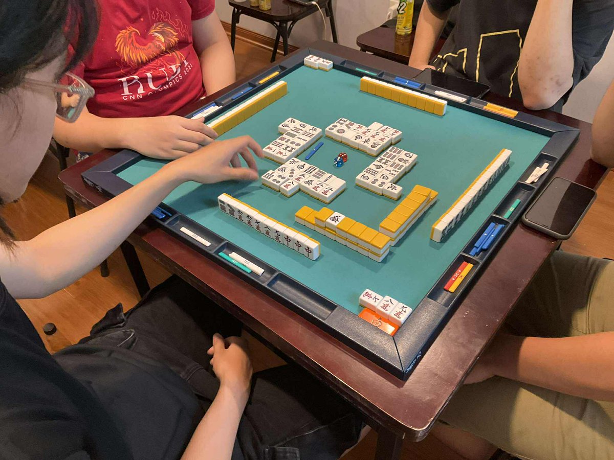 MahjongIsFun's tweet photo. 【Hanoi Riichi Mahjong League - Summer 2025】

Preliminary Round - Top 8 Results:

1⃣ Dũng Thái
2⃣ Trọng Nghĩa
3⃣ Huy Bùi
4⃣ Minh Khami
5⃣ Trung 3T
6⃣ Nguyễn Trường
7⃣ Khôi Nguyên
8⃣ Hải Anh

#麻雀 #Mahjong #Hanoi #Vietnam https://t.co/9beM9mx4eB