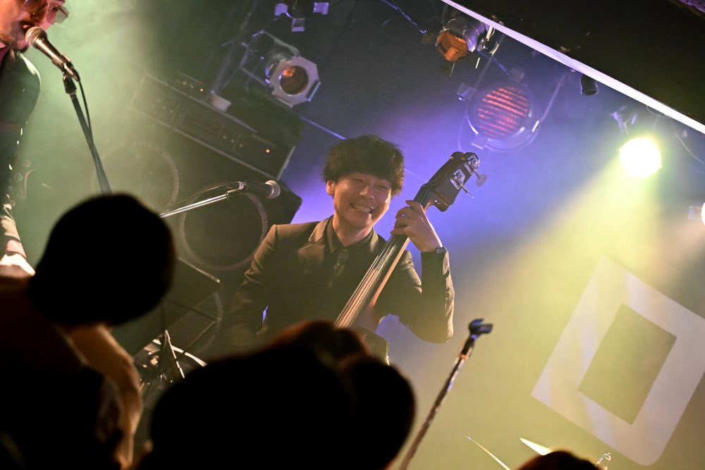 yellowstuds's tweet photo. D×Q神戸でのワンマンライブありがとうございました。NOZさんがラブコール送ってくれたので実現できました。

チケット買えなかった方、またやりに行きますのでその時はお会いしましょ���。

Photo:@isasakamera https://t.co/1z6Hkf8NhG