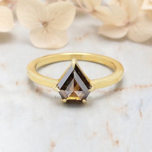 FDJewels's tweet image. Shield Brown Color Diamond Ring 1.39 Ct 8.60 MM Shield Cut Diamond Ring 14K Solid Yellow Gold Silver Engagement Ring Gift For Her QN8853

ETSY : etsy.com/in-en/listing/…

#ShieldDiamondRing #BrownDiamondRing #ShieldCutDiamond #14KYellowGoldRing #SolidGoldRing #SilverEngagementRing