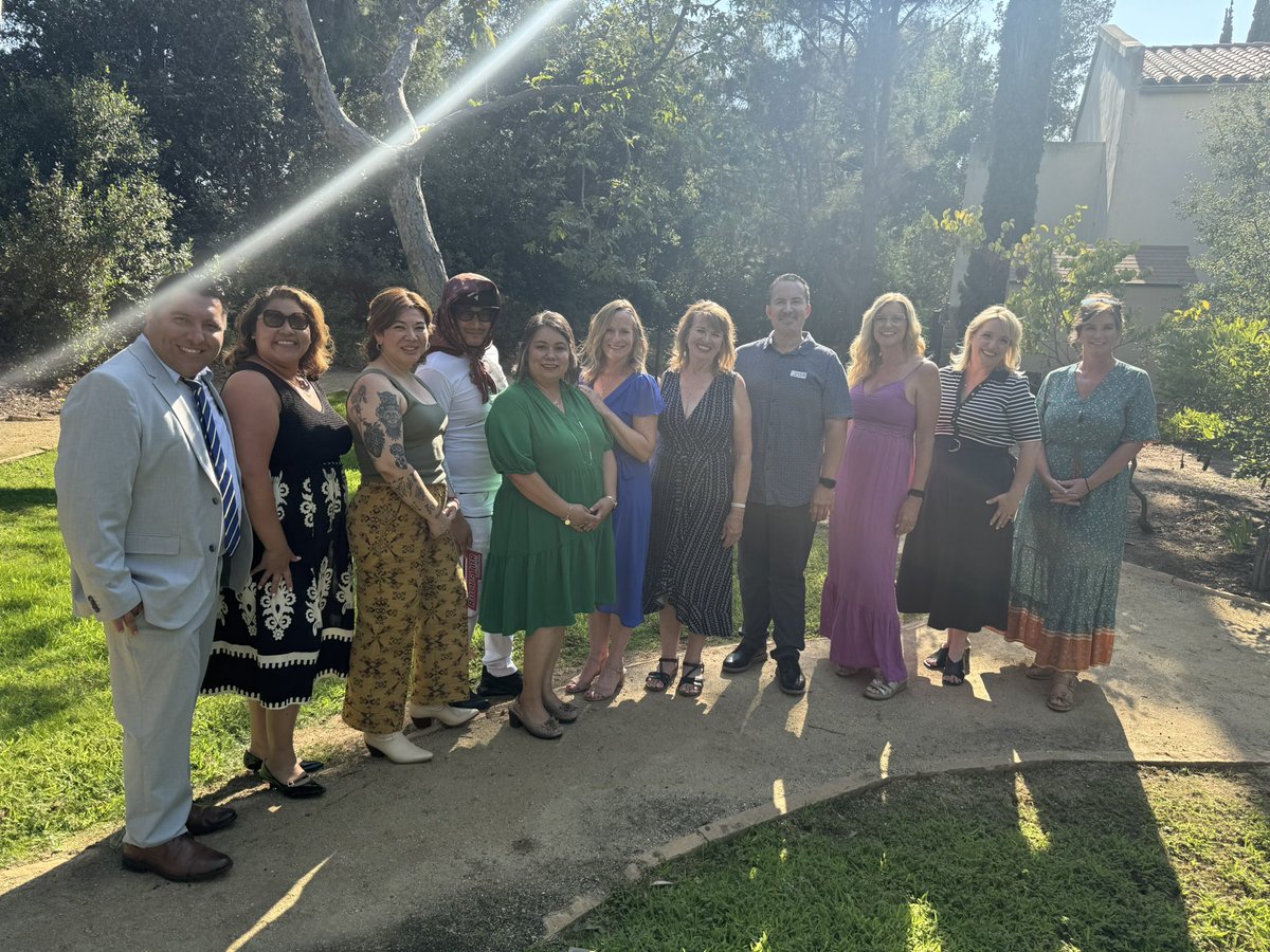 Proud to share this important new book for parents, educators, and communities. Check it out at selmuscles.com. Highly recommend!  @mycasc <a href="/ASCAtweets/">ASCA</a> <a href="/LUSDHighlights/">Livingston Union School District</a> <a href="/LMSCougars/">Livingston Middle School</a>  @allittakesorg #flexforsuccess