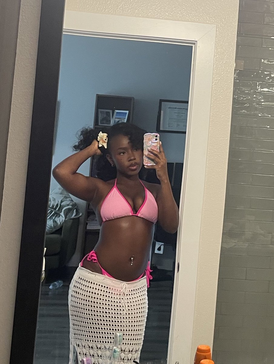 what did ayra say about hot bodies?