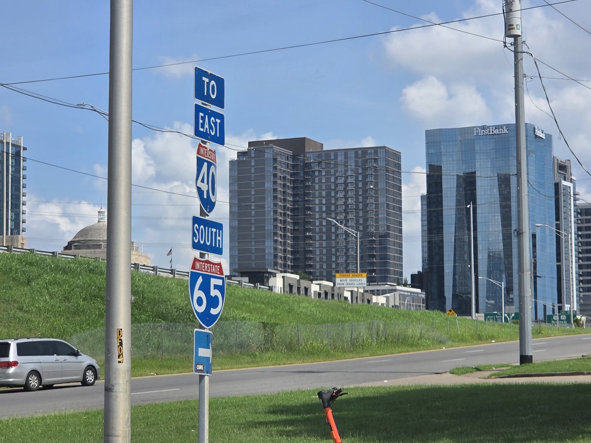 흐엉 ㅠ 한쿡가고싶어
집에 가고싶어 ㅠ 여기 너무 지겨워~!!!!