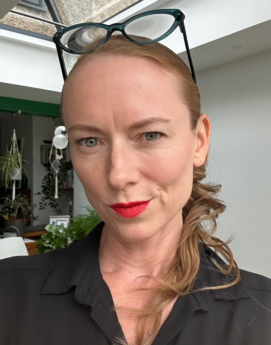 mistress Bella tweet media