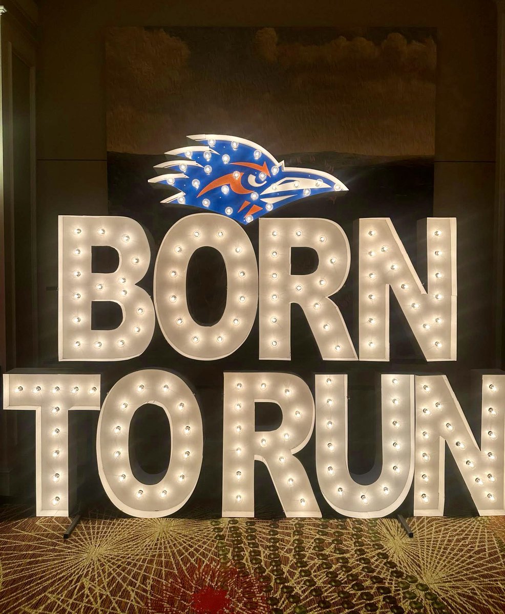 Jacob Cavazos (@thecavazosj) on Twitter photo The 2025 <a href="/UTSAAlumni/">UTSA Alumni</a> Gala was a giant success! Alumni staff & Gala co-chairs, <a href="/jrt1284/">Jonathan Tijerina</a> & Marissa Scheffler, made magic happen at every turn! HUGE congratulations to our honorees, Harvey Najim & Janie Gonzalez
whose stories continue to inspire!
Birds WAY Up <a href="/UTSA/">UTSA</a> family!! The 2025 <a href="/UTSAAlumni/">UTSA Alumni</a> Gala was a giant success! Alumni staff & Gala co-chairs, <a href="/jrt1284/">Jonathan Tijerina</a> & Marissa Scheffler, made magic happen at every turn! HUGE congratulations to our honorees, Harvey Najim & Janie Gonzalez
whose stories continue to inspire!
Birds WAY Up <a href="/UTSA/">UTSA</a> family!!