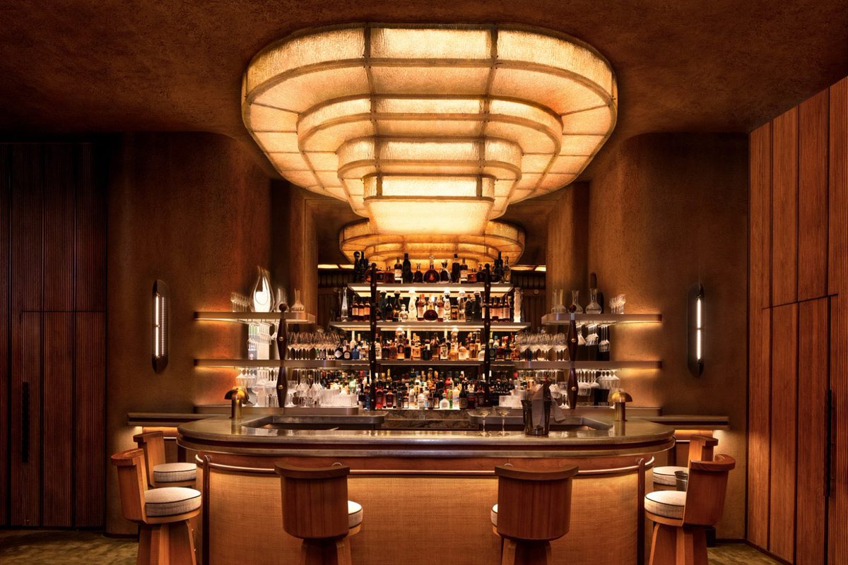 luusssso's tweet photo. Blown away by this speakeasy design in the south of France https://t.co/8zaWm1uSFY