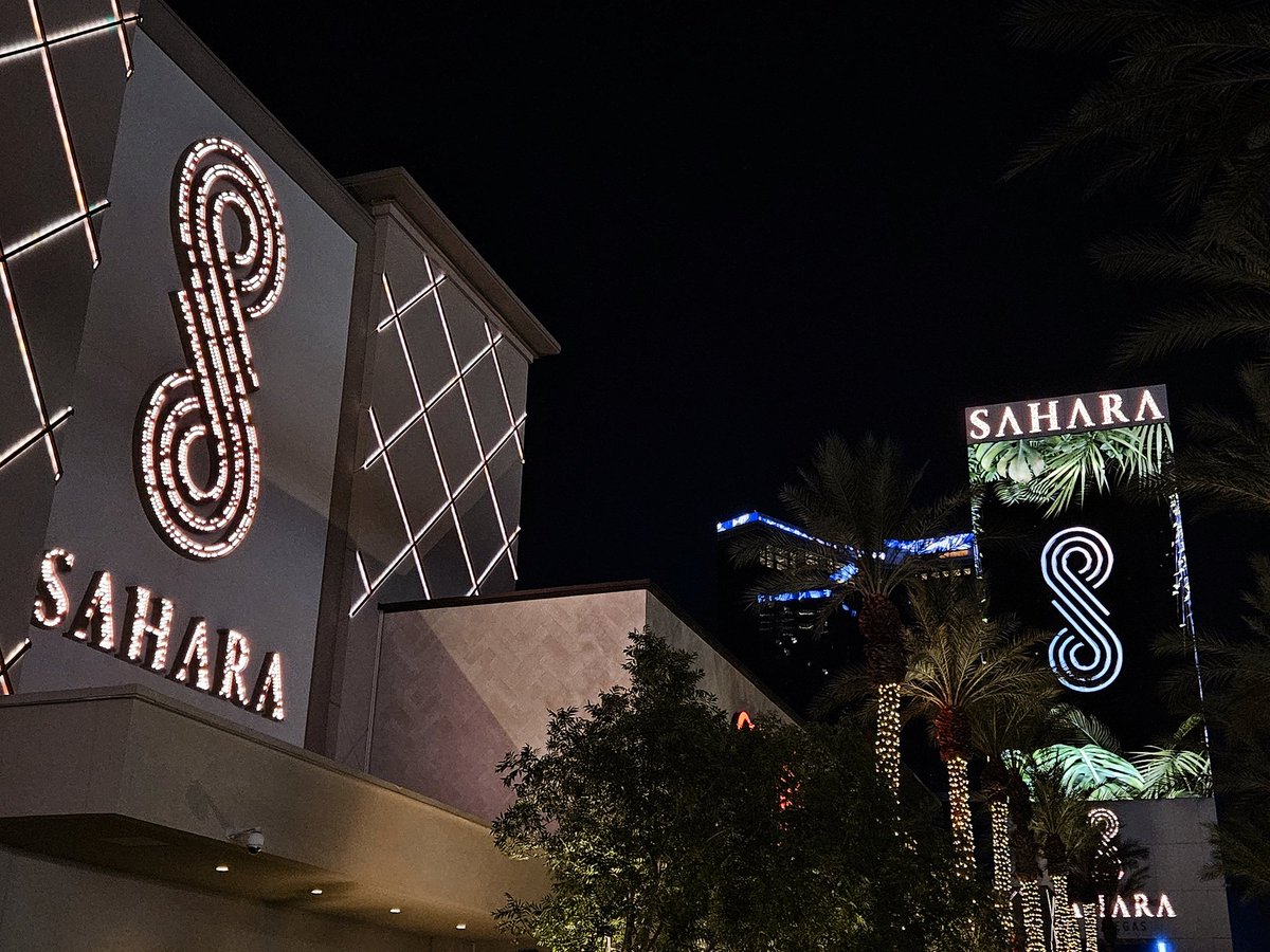 This post is dedicated to the memory of Mark Wojtowicz. I never had the pleasure of meeting him, but from all of your stories and love shared for him, I know he was special. He devoted his time to sharing his love for Vegas, and it's one of a kind history. Rest in peace, Mark. We