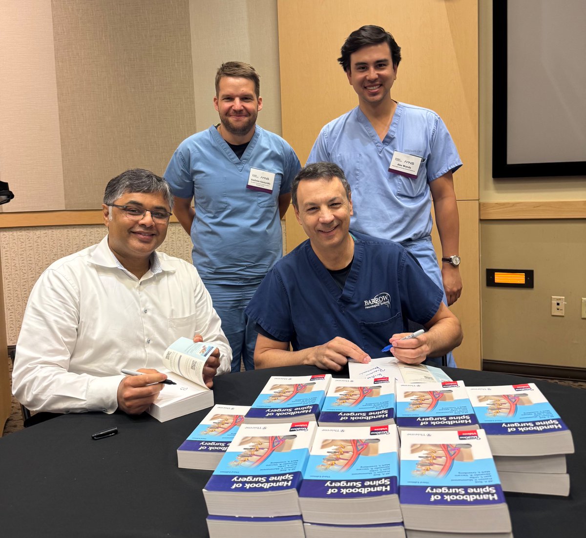 The AANS Neurosurgery MIS and Emerging Technologies Course at Barrow Neurological Institute brought together an exceptional group of neurosurgery residents and faculty for immersive, hands-on training in minimally invasive and emerging spine technologies.

Co-chaired by Praveen