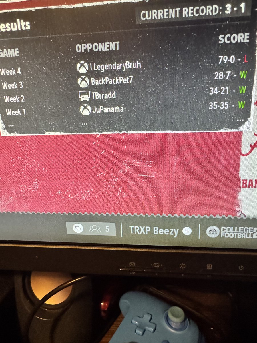 Just_beezy334's tweet photo. Losing this game to that “being to idle” glitch and buddy admitted to doing it 🤬🤬🤬@EASPORTS_CUT @EASPORTSCollege https://t.co/tVs9UiuaX9