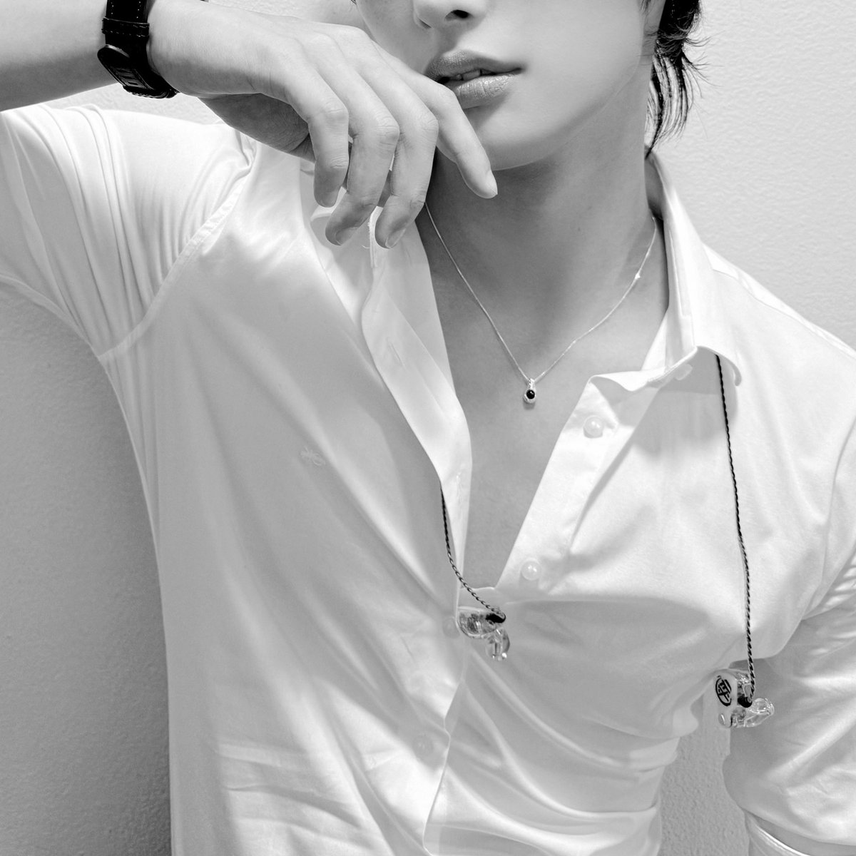 𝑯𝒀𝑼𝑵𝑩𝑰𝑵 tweet media