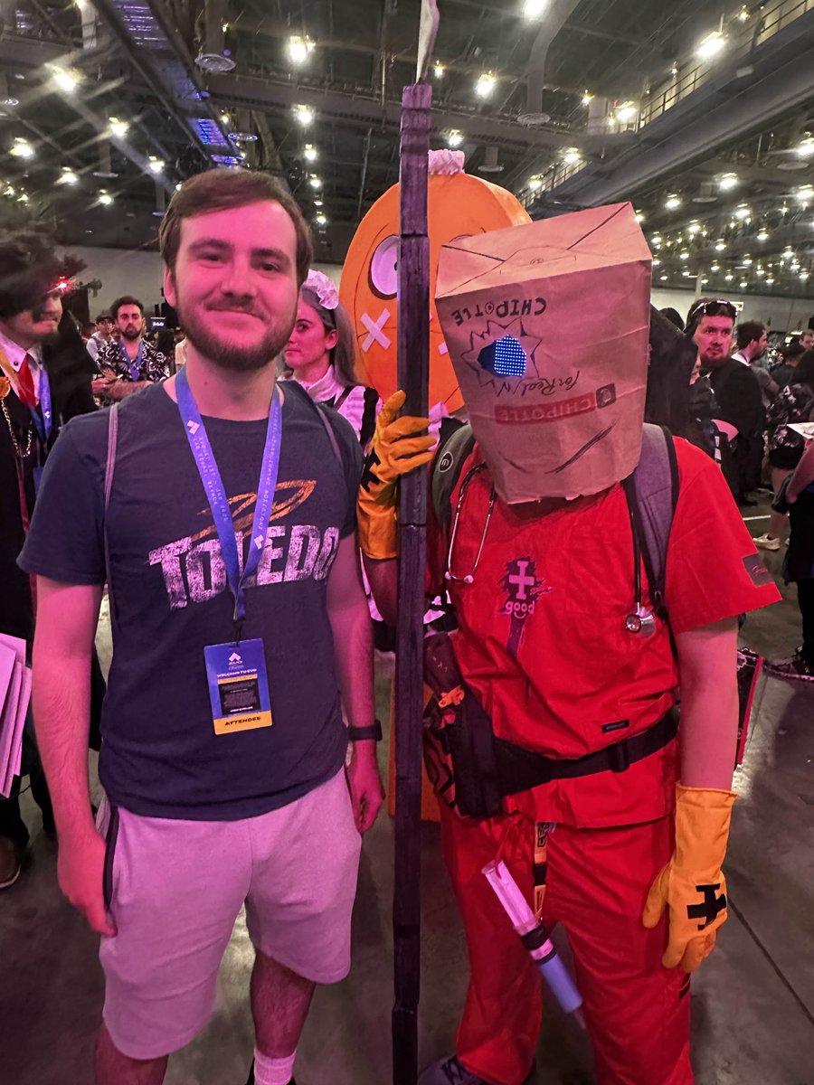 GambitPyke's tweet photo. @ChromeGonzalez Nice meeting you! https://t.co/FrzwfnE8xO