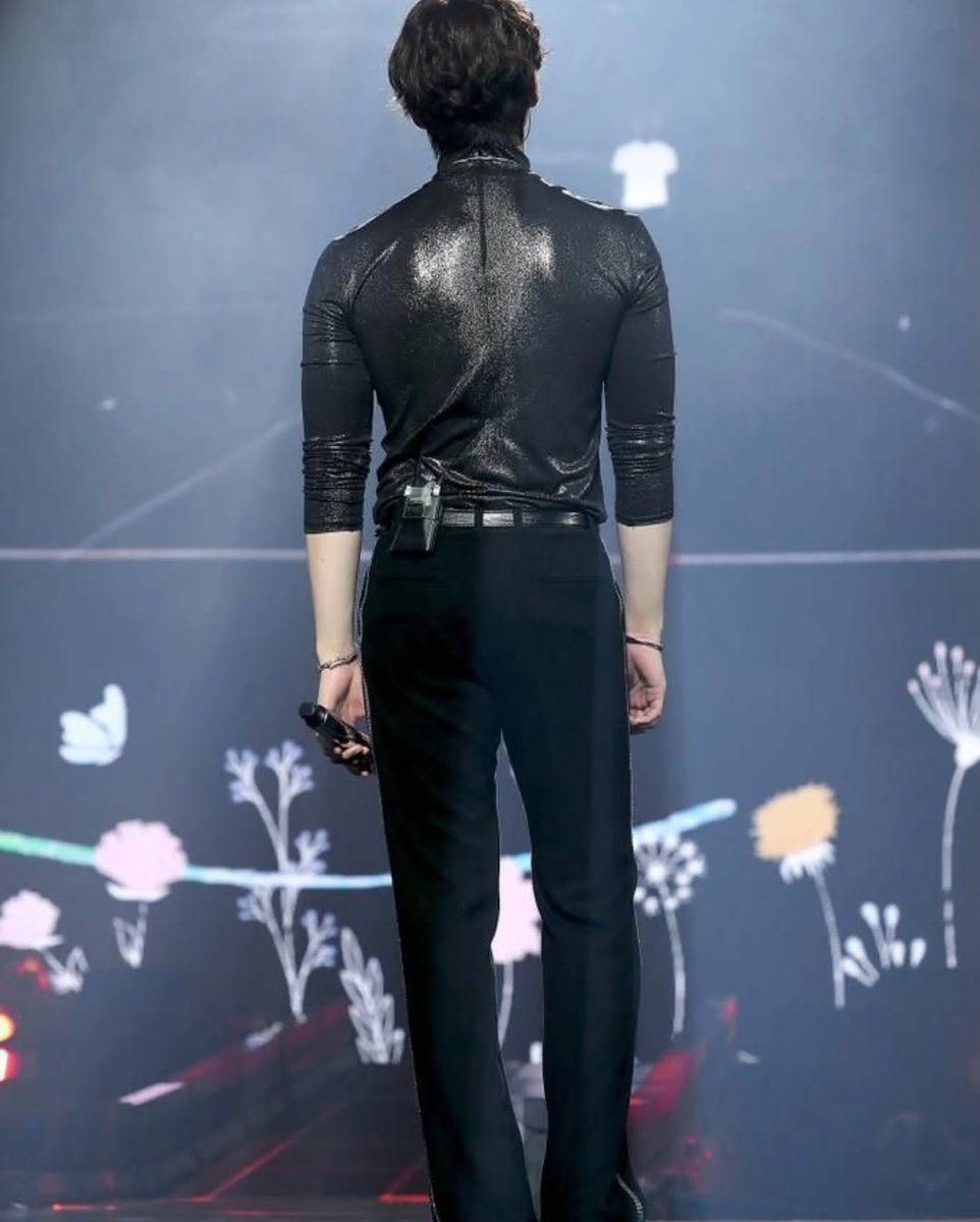 jagiya_a's tweet photo. The body of a man with the top 100% self-management is so beautiful.
💛
@dlwnsghek
@follow_leejunho
#LeeJunho #Junho
#leejunho #2pmLeeJunho
#李俊昊 #이주노 https://t.co/DkhVk93ZOD