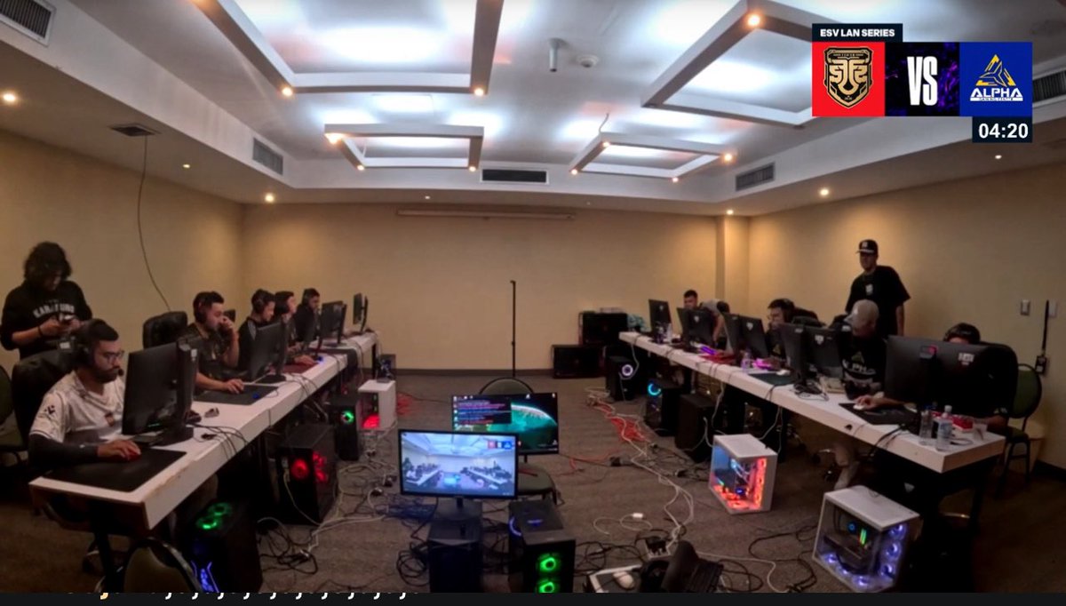 Estamos listos para comenzar nuestro partido de Upper Finals en la ESV LAN Series 👊🏼💥

En vivo ahora ⏩️ kick.com/esvlatam