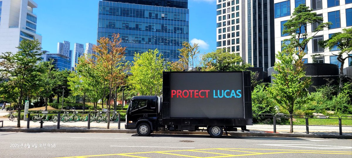 ahhei125's tweet photo. More are coming! 
#ProtectLucas https://t.co/0T9s352cEE