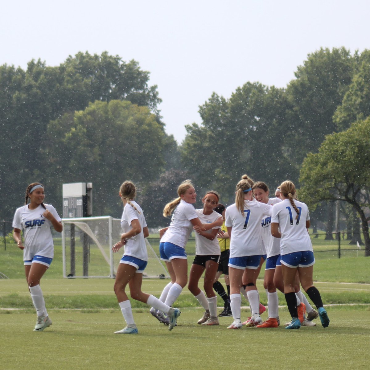 Emily Allen tweet media