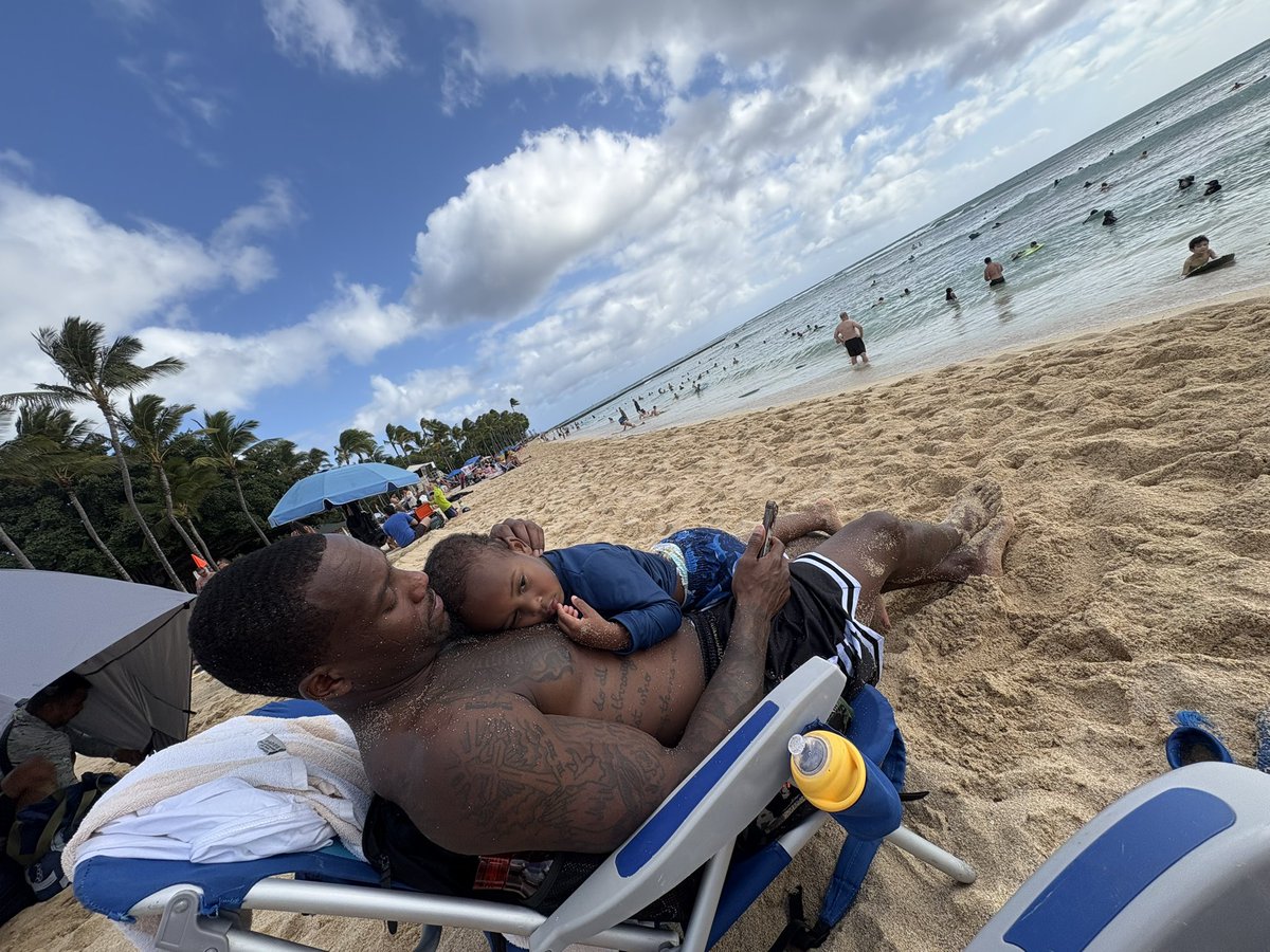 Uncle Kay🤘🏾 tweet media