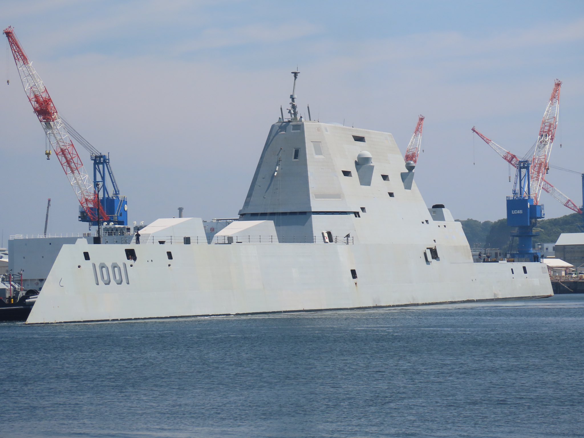 米海軍 駆逐艦マイケルモンスーア DDG-1001 チャレンジコイン 米海軍 駆逐艦マイケルモンスーア DDG-1001 チャレンジコイン