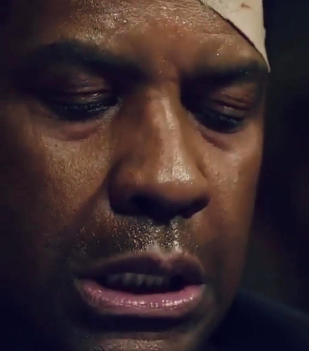 Hoodville_'s tweet image. Me watchin yo bm show me exactly why she a bm